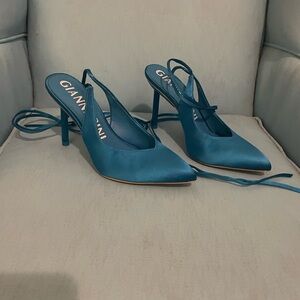 Gianni Bini Blue Tie Heels